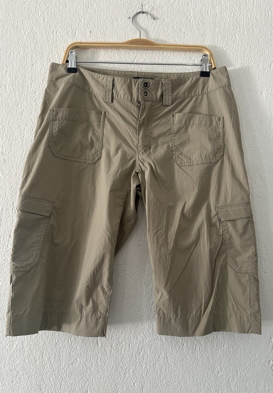 Arc'teryx Women's Cargo Hiking Shorts Khaki Size 12 Nylon Outdoor Trail